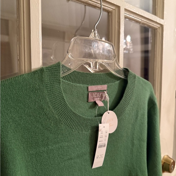 ✨NWT✨ J. Crew Cashmere classic-fit crewneck sweater XL Grass - Picture 5 of 12